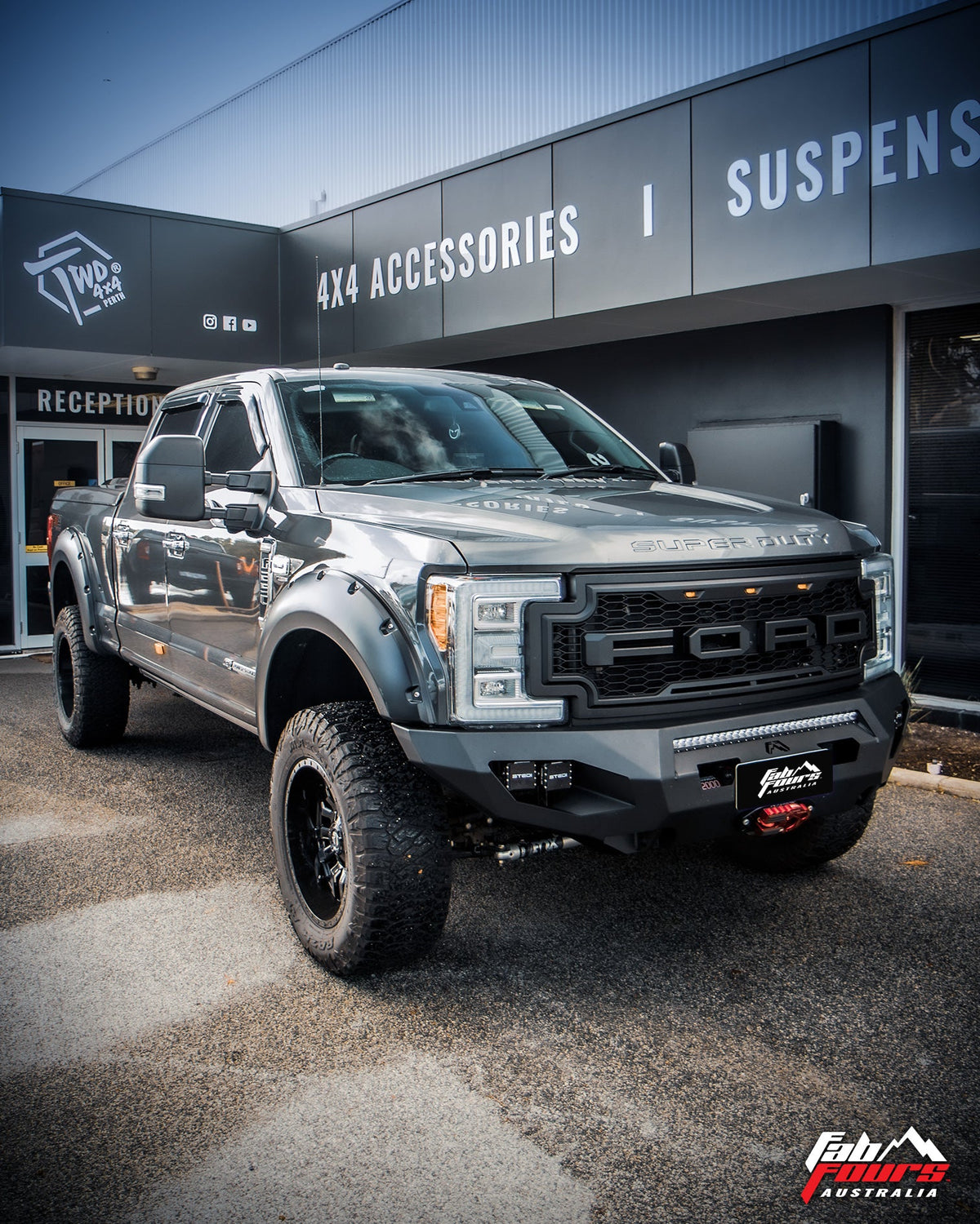 Fab Fours Matrix front bumper Ford F250 angle view