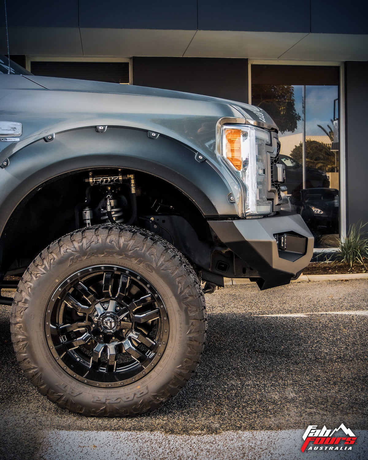 Fab Fours Matrix front bumper Ford F250 fitted