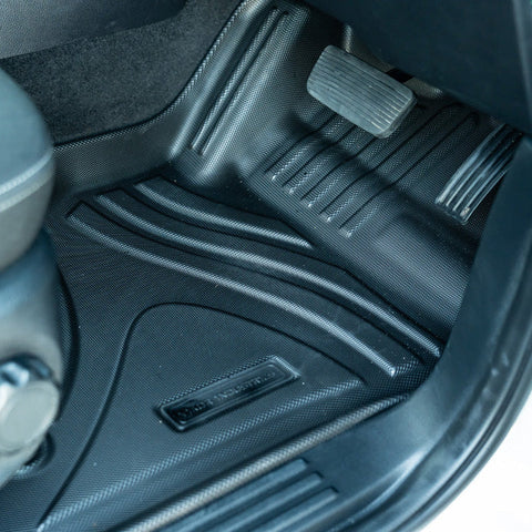 Next-Gen Everest Floor Mats in Vehicle