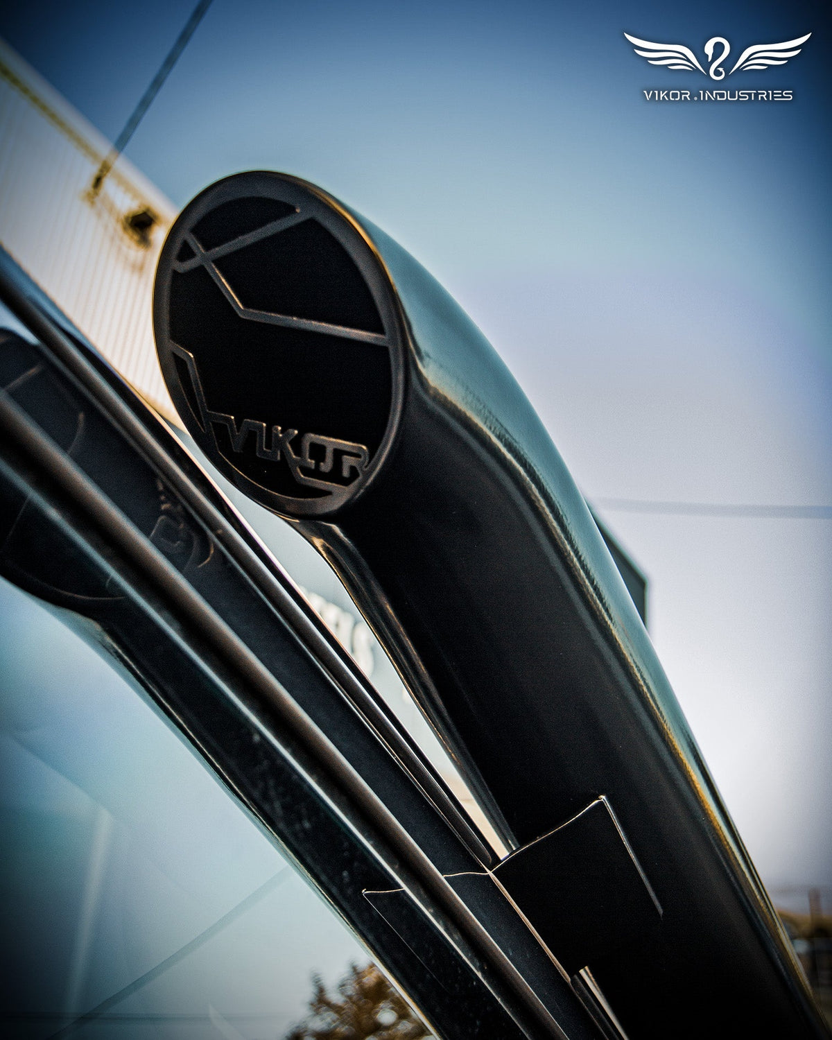 VIKOR stainless snorkel on a grey Ford Everest UA