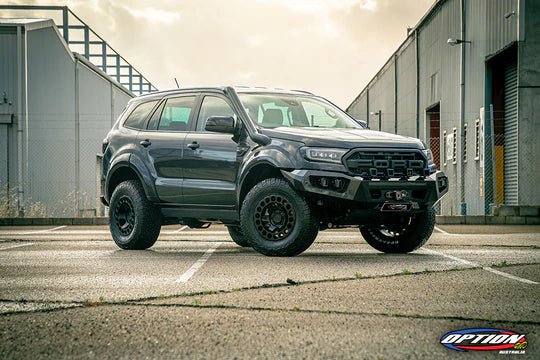 Ford Everest UA fitted with an Option 4WD bull bar
