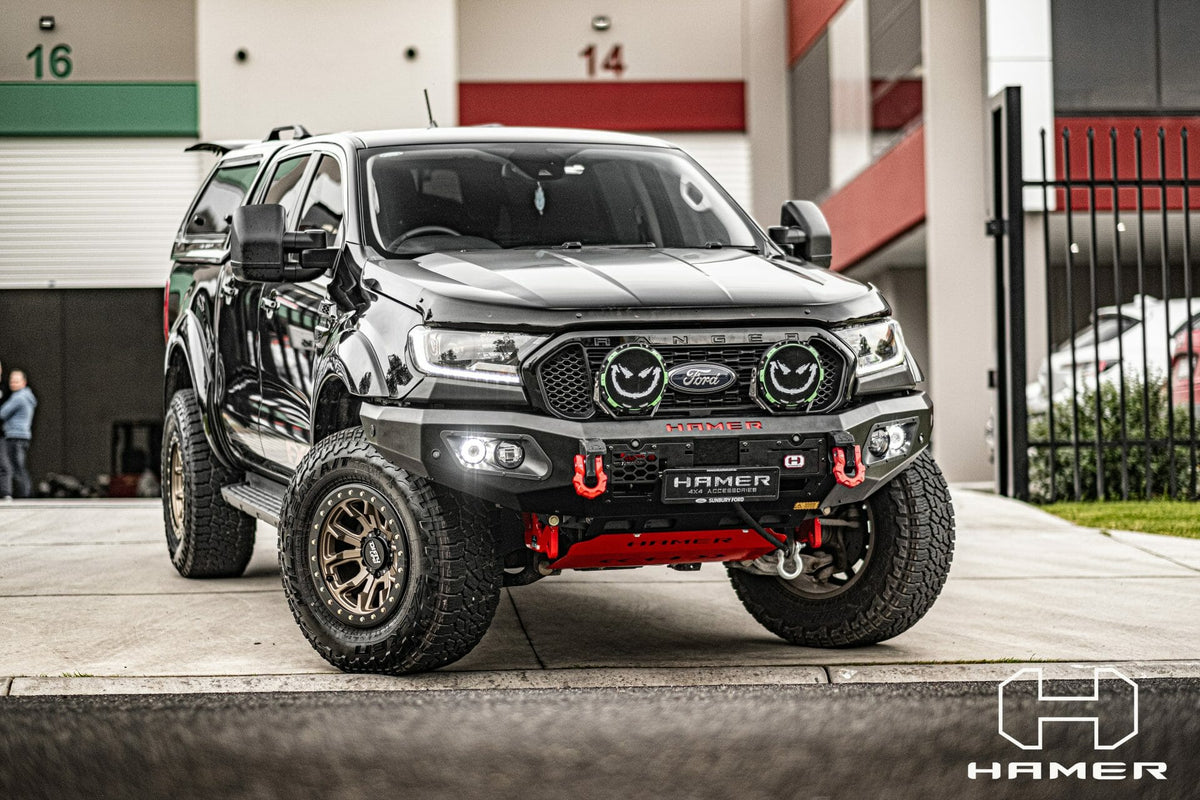 King Series Bull Bar on the Ford Ranger PX2/PX3, fitted on the vehicle