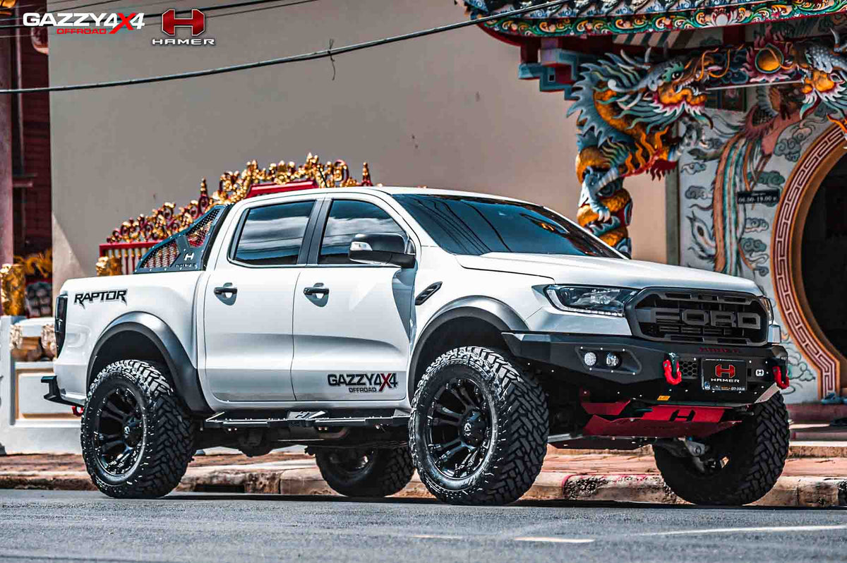 King Series Bull Bar on the Ford Ranger Raptor Gen 1, rear three-quarter view