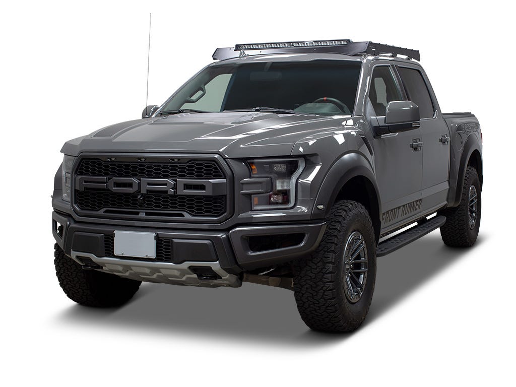 Ford F-150 Crew Cab w/ Sunroof (2015-2020) Slimsport Rack 40 Light Bar Wind Fairing - Front Runner - view 2