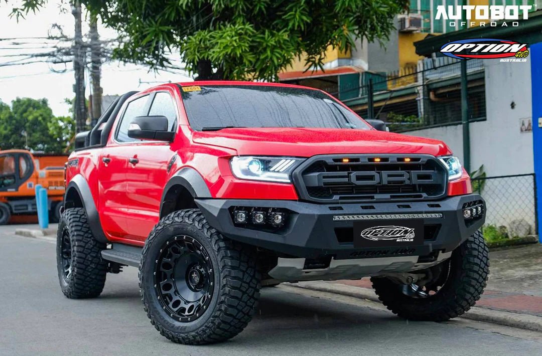 V3 Bull Bar on the Ford Ranger Raptor Gen 1, side view