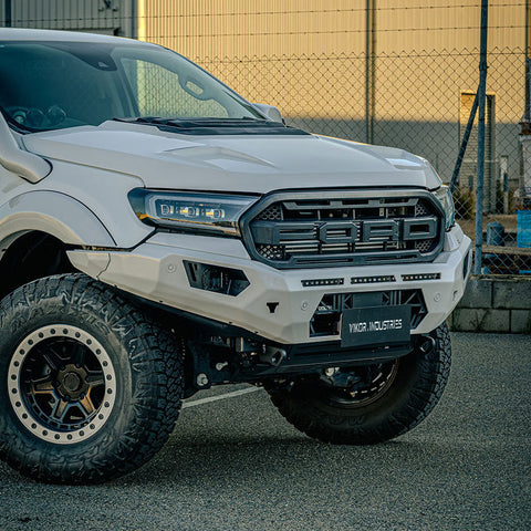 Front view of the VIKOR Diablo no loop bull bar on a PX3 Ranger
