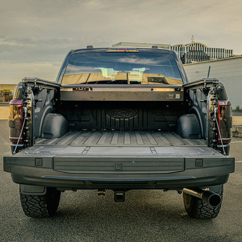 VIKOR electric roller shutter Ford F-150 rear view