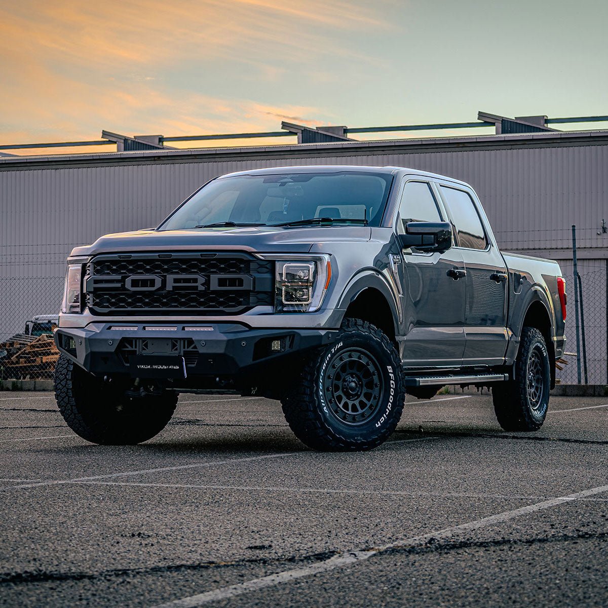 Diablo Bull Bar (No Loop) on the Ford F-150, side view