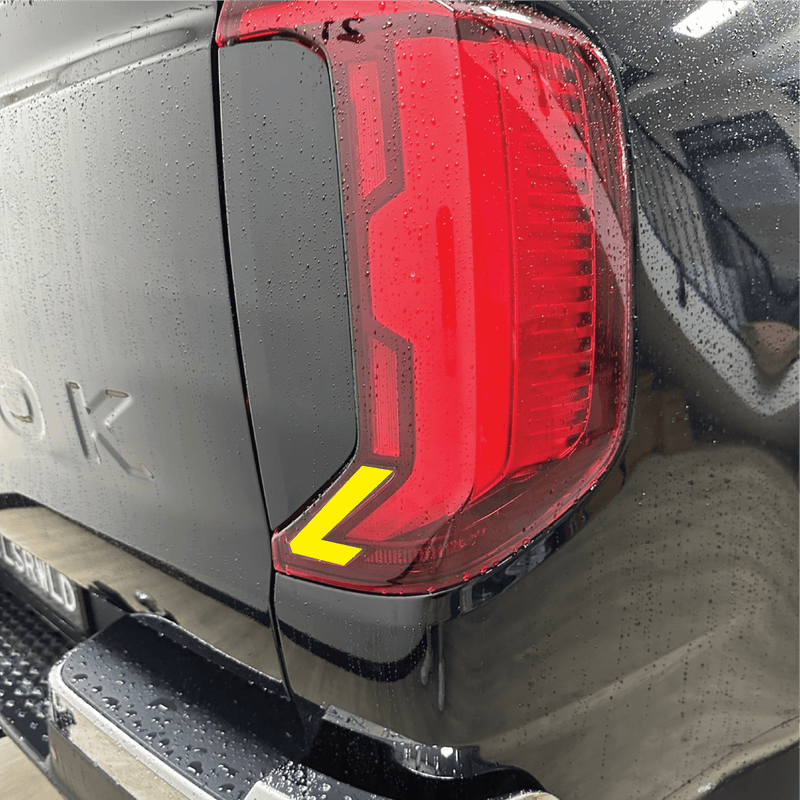 21overlays Indicator & Reverse Overlay fitted to a Volkswagen Amarok NF (2023-Current)