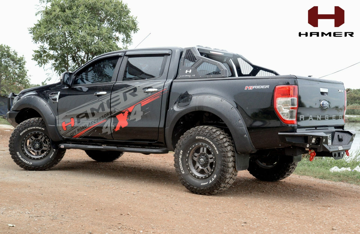 Warrior Series Sports Bar on the Ford Ranger PX2/PX3, mounting detail